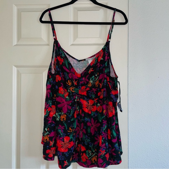 🌺🌻🌺NWT AVA & VIV Floral Cinched Tank top plus size 2X - Picture 4 of 10
